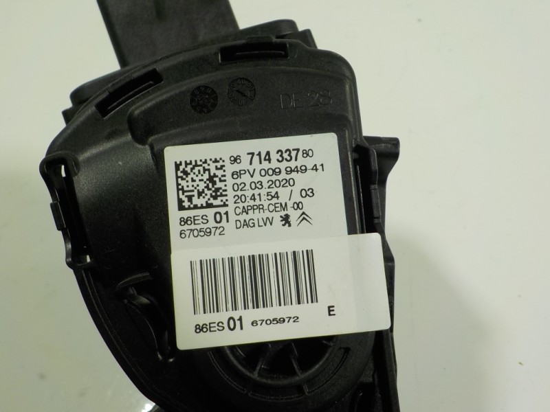 Recambio de potenciometro pedal para peugeot 208 1.4 hdi fap referencia OEM IAM 1601CW 9671433780 6PV00994941