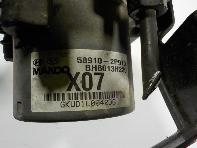 Recambio de abs para kia sorento () emotion 4x4 referencia OEM IAM 589102P970 589102P970 BH6013H220