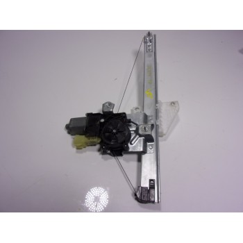 ELEVALUNAS TRASERO DERECHO 2137311 0130822735 