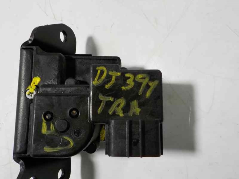 Recambio de cerradura maletero / porton para kia sorento () emotion 4x4 referencia OEM IAM 812301H000  