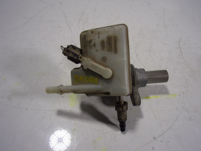 Recambio de bomba freno para ford transit connect 1.5 tdci cat referencia OEM IAM 2372573  