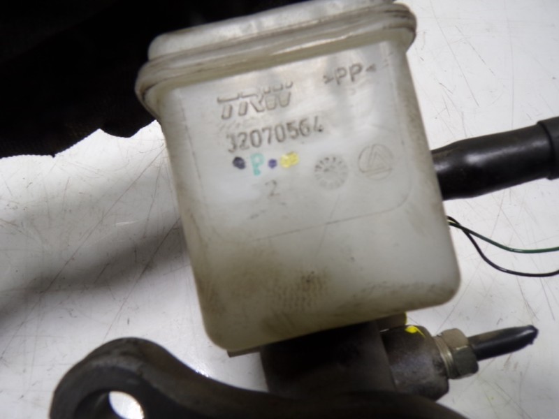 Recambio de bomba freno para nissan pulsar (c13) 1.5 turbodiesel cat referencia OEM IAM 460101KA0B 32070564 