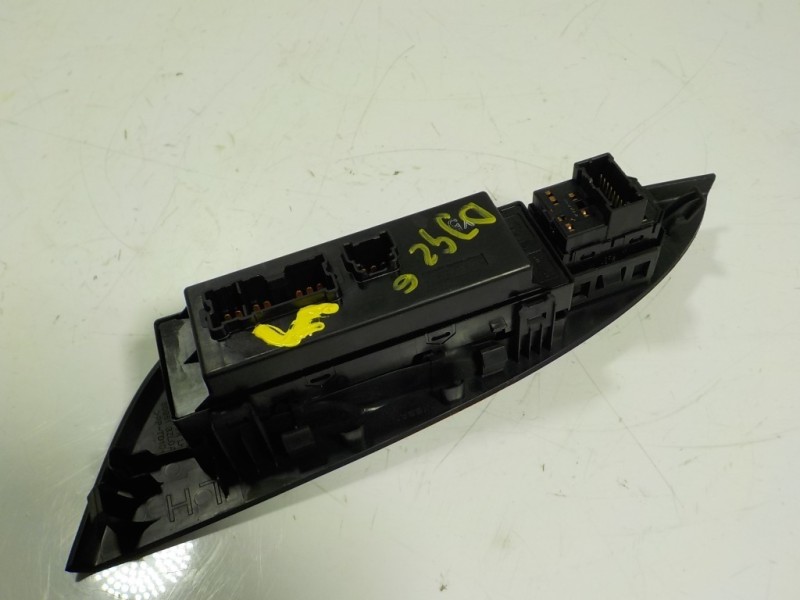 Recambio de mando elevalunas delantero izquierdo para nissan pulsar (c13) 1.5 turbodiesel cat referencia OEM IAM 254013ZL1A  