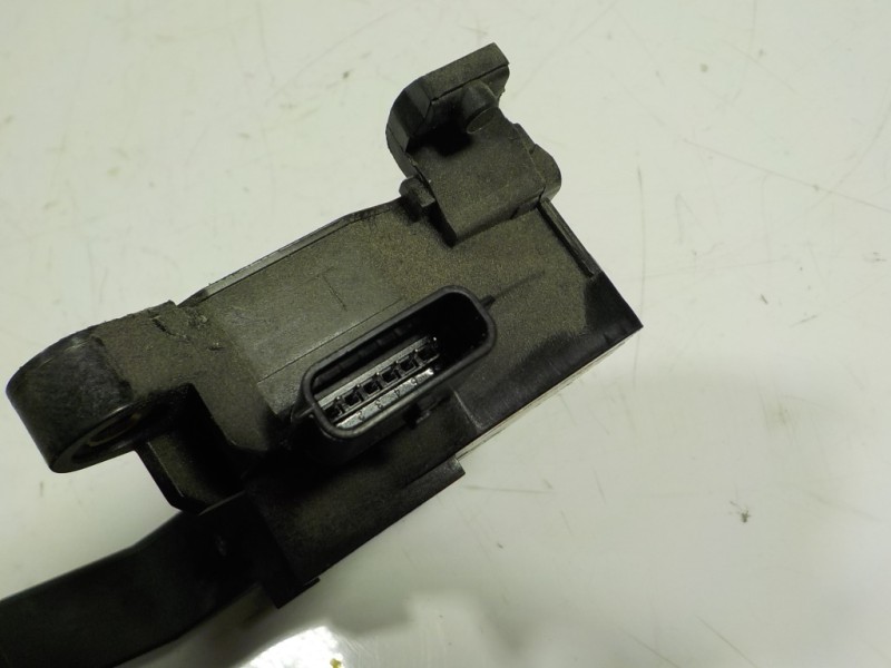 Recambio de potenciometro pedal para nissan pulsar (c13) 1.5 turbodiesel cat referencia OEM IAM 180023RA0B 180023RA0B 