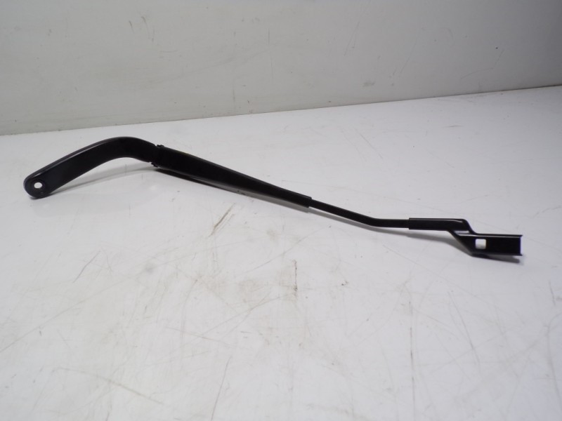 Recambio de brazo limpia delantero izquierdo para seat leon (kl1) 1.0 tsi referencia OEM IAM 5FB955409  