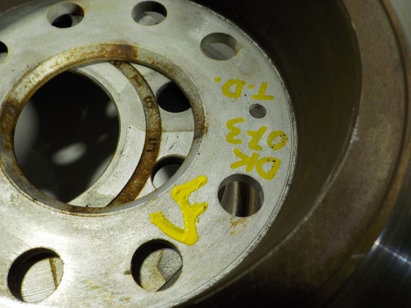 Recambio de disco freno trasero para seat leon (kl1) 1.0 tsi referencia OEM IAM 5Q0615601D  