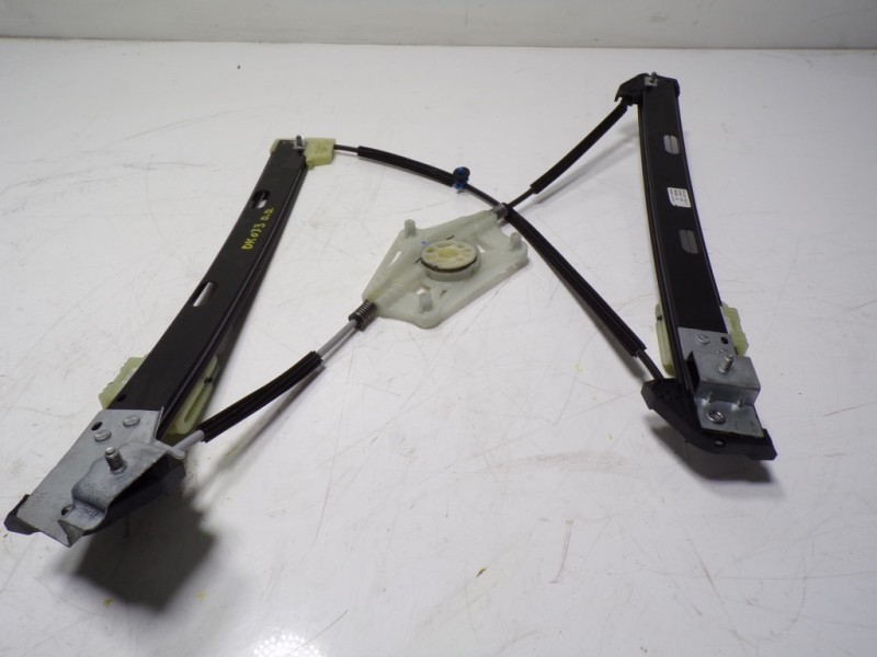 Recambio de elevalunas delantero derecho para seat leon (kl1) 1.0 tsi referencia OEM IAM 5FA837462A 5FA837462A 