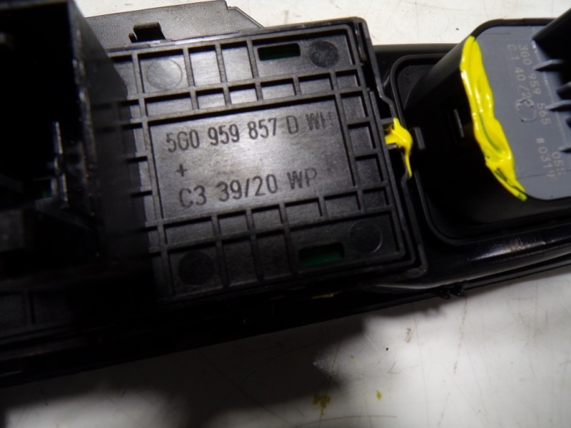 Recambio de mando elevalunas delantero izquierdo para seat leon (kl1) 1.0 tsi referencia OEM IAM 5G0959857DWHS 5G0959857D 