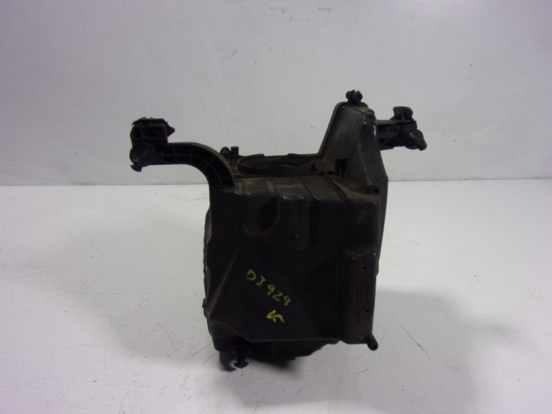 Recambio de filtro aire para ford c-max 1.6 tdci cat referencia OEM IAM 1862721  