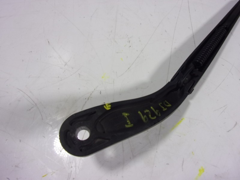 Recambio de brazo limpia delantero izquierdo para ford c-max 1.6 tdci cat referencia OEM IAM 1899697  