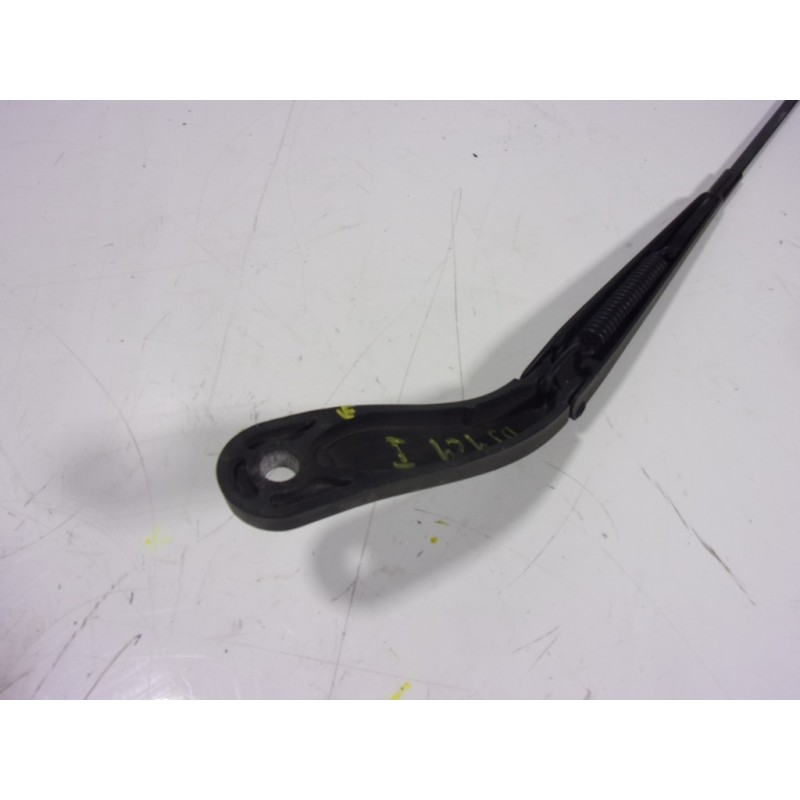 Recambio de brazo limpia delantero izquierdo para ford c-max 1.6 tdci cat referencia OEM IAM 1899697  