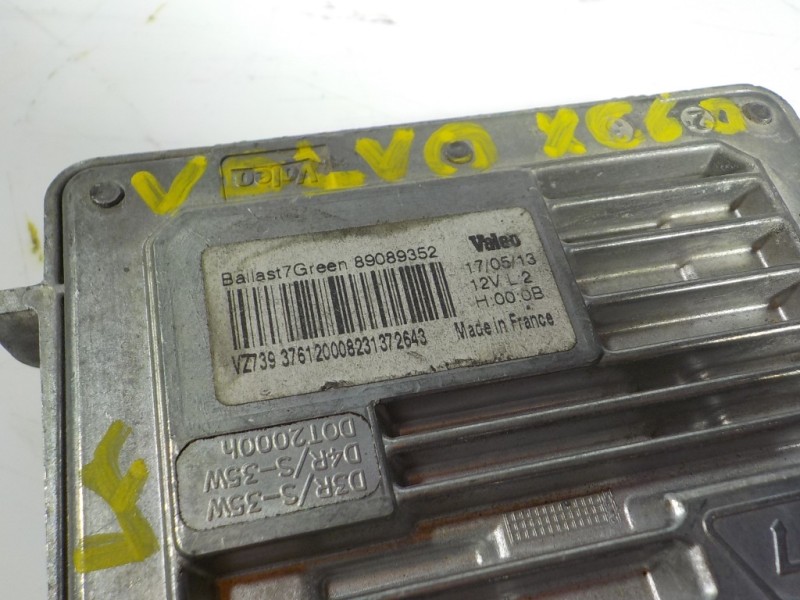 Recambio de centralita faros xenon para volvo xc60 momentum 2wd referencia OEM IAM  89089352 