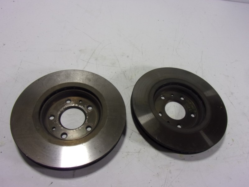 Recambio de disco freno delantero para nissan qashqai (j10) tekna referencia OEM IAM 40206JD00A  