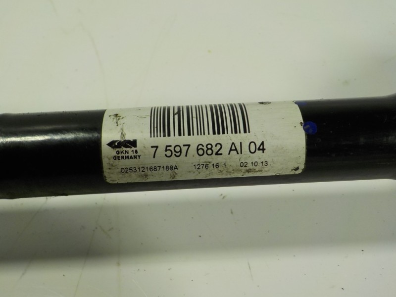 Recambio de transmision trasera derecha para bmw serie 1 lim. (f20) 2.0 turbodiesel referencia OEM IAM  7597682 
