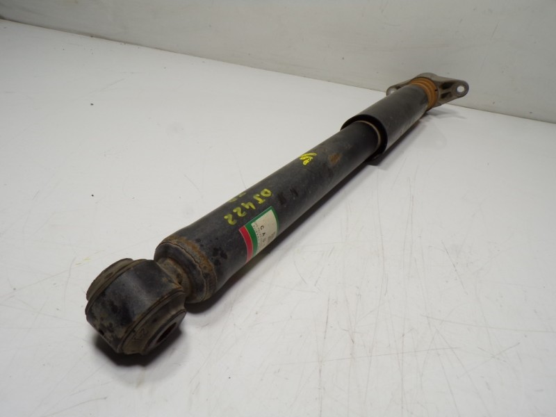 Recambio de amortiguador trasero derecho para mazda cx-5 center-line awd referencia OEM IAM K07028910A 28700A 