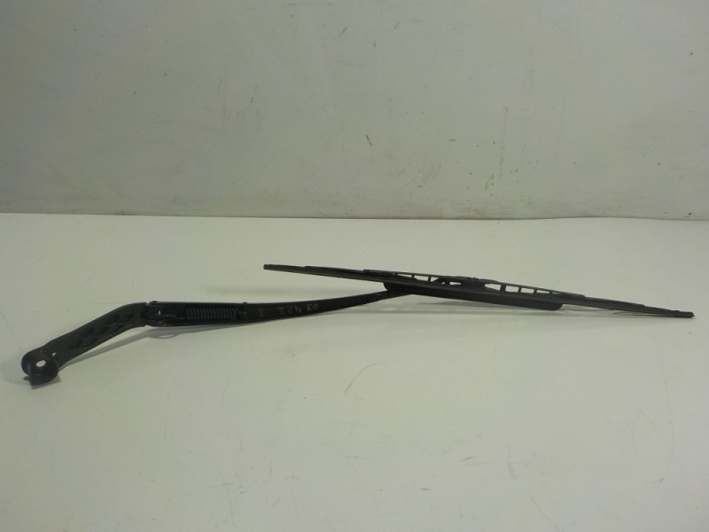 Recambio de brazo limpia delantero izquierdo para mazda cx-5 center-line awd referencia OEM IAM KD5367321  