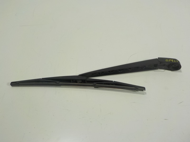 Recambio de brazo limpia trasero para mazda cx-5 center-line awd referencia OEM IAM KD5367450  