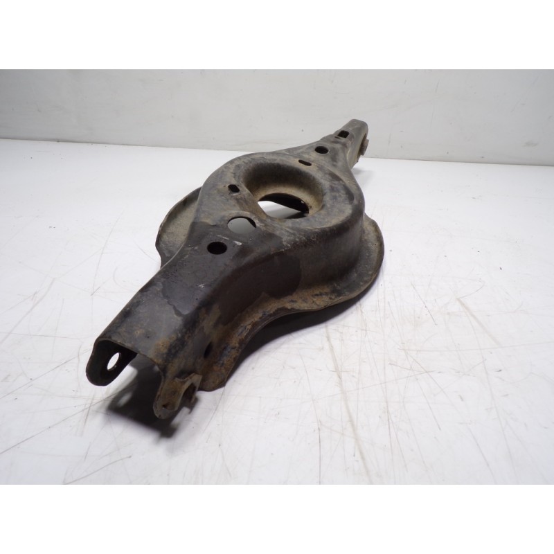 Recambio de brazo suspension inferior trasero izquierdo para mazda cx-5 center-line awd referencia OEM IAM KD3528350  