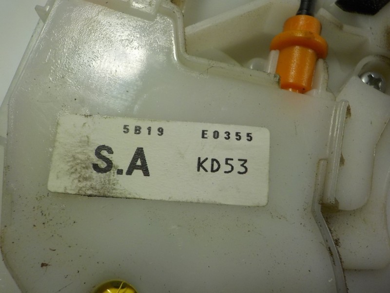 Recambio de cerradura puerta delantera derecha para mazda cx-5 center-line awd referencia OEM IAM KD5358310 5B19E0355 