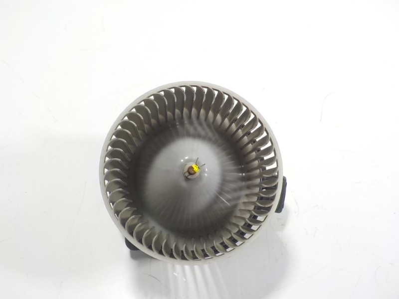 Recambio de motor calefaccion para mazda cx-5 center-line awd referencia OEM IAM KD4561B10 HB111D65106 8727000701