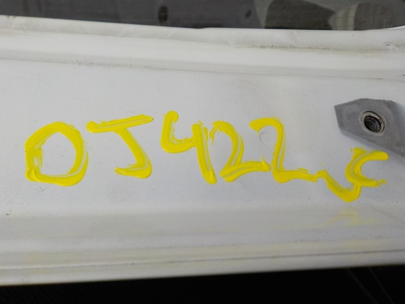 Recambio de porton trasero para mazda cx-5 center-line awd referencia OEM IAM KDY46202XD  