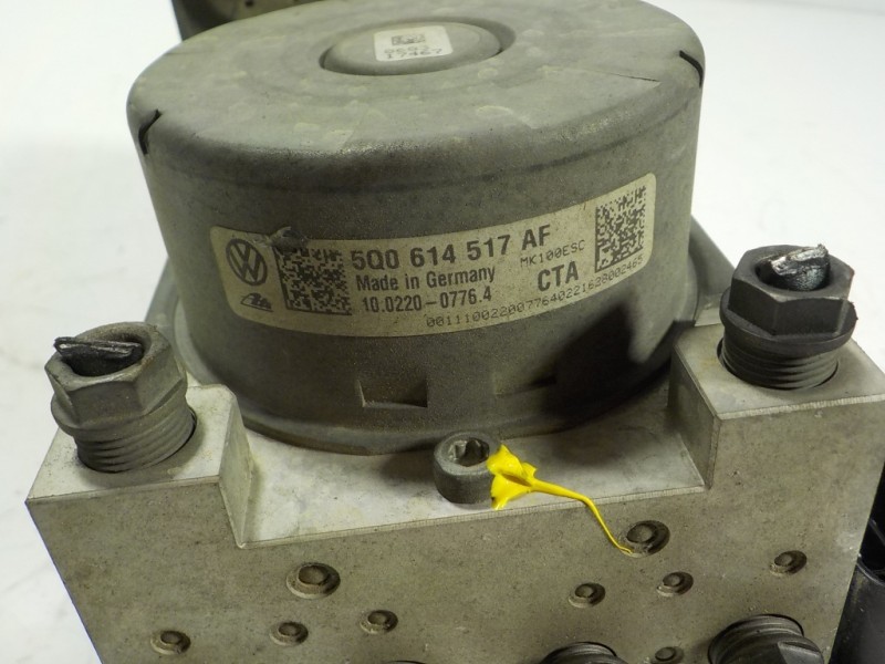 Recambio de abs para skoda octavia combi (5e5) 1.6 tdi dpf referencia OEM IAM 5Q0614517AFBEF 5Q0614517AF 10091603623