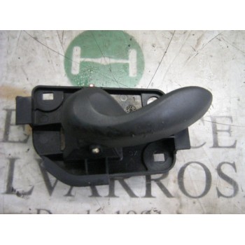 MANETA INTERIOR DELANTERA IZQUIERDA 735268773 