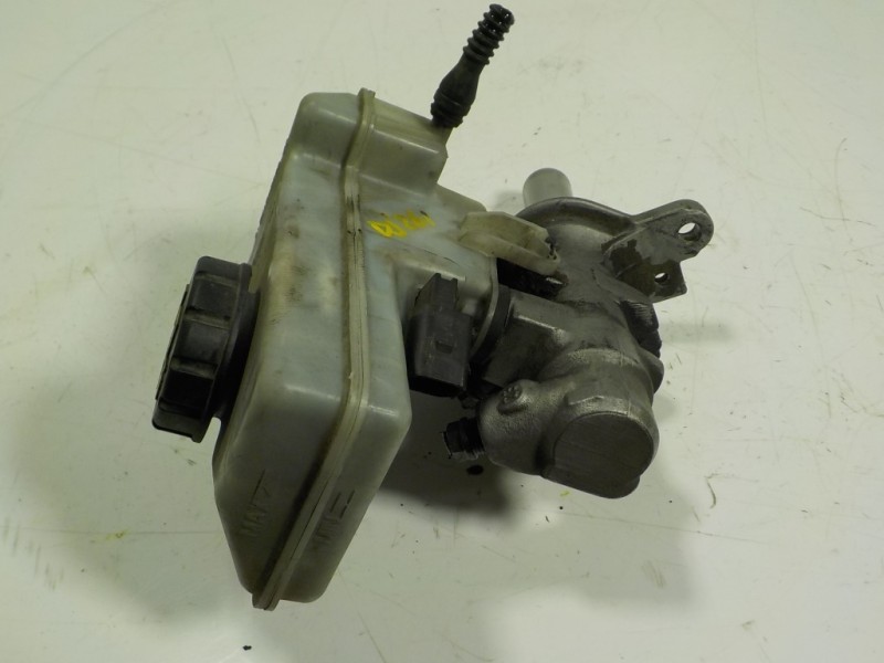 Recambio de bomba freno para skoda octavia combi (5e5) 1.6 tdi dpf referencia OEM IAM   