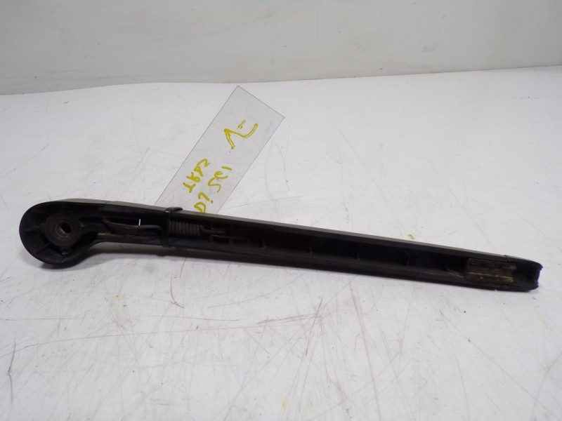 Recambio de brazo limpia trasero para skoda octavia combi (5e5) 1.6 tdi dpf referencia OEM IAM 5E9955707A  