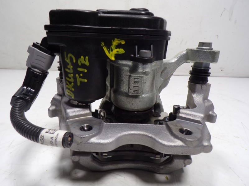 Recambio de pinza freno trasera izquierda para toyota yaris 1.5 vvti hev referencia OEM IAM 47850K0010  