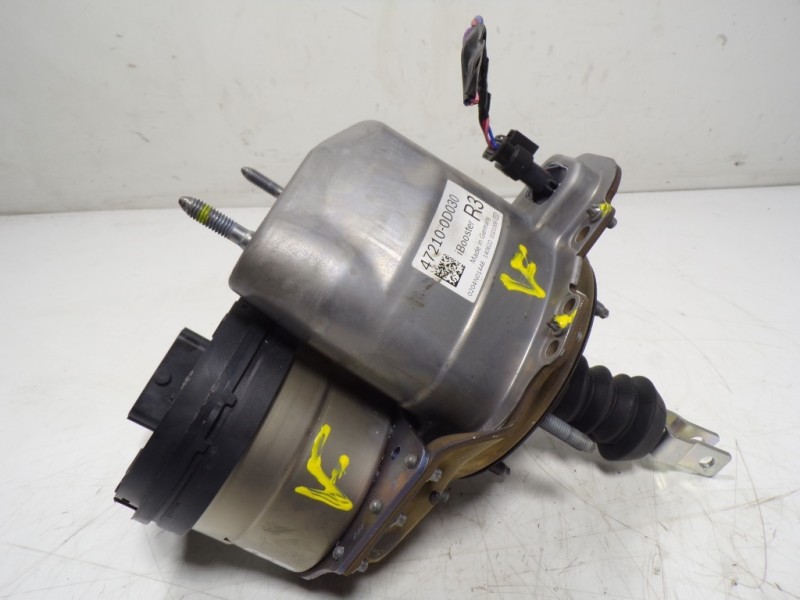 Recambio de servofreno para toyota yaris 1.5 vvti hev referencia OEM IAM 47210K0010 472100D030 0204852046