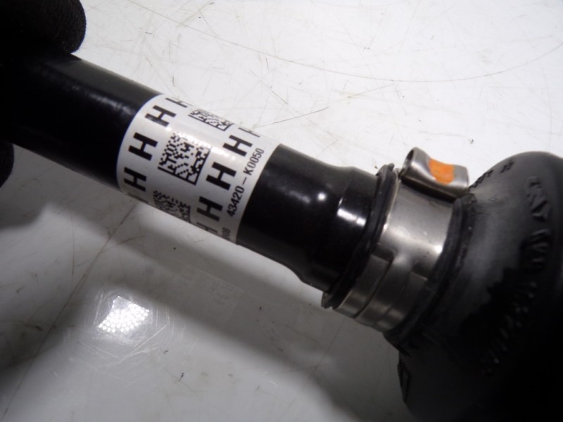 Recambio de transmision izquierda para toyota yaris 1.5 vvti hev referencia OEM IAM 43420K0050 43420K0050 