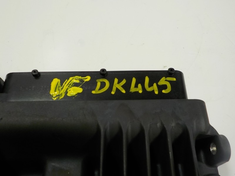 Recambio de modulo electronico para toyota yaris 1.5 vvti hev referencia OEM IAM 89661K0081 89661K0082 