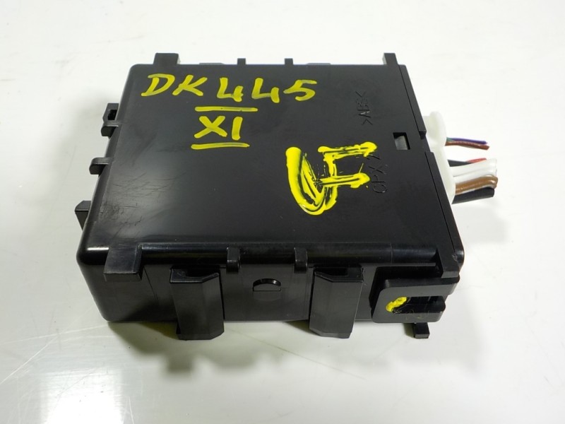 Recambio de modulo electronico para toyota yaris 1.5 vvti hev referencia OEM IAM 8594052100 8594052100 