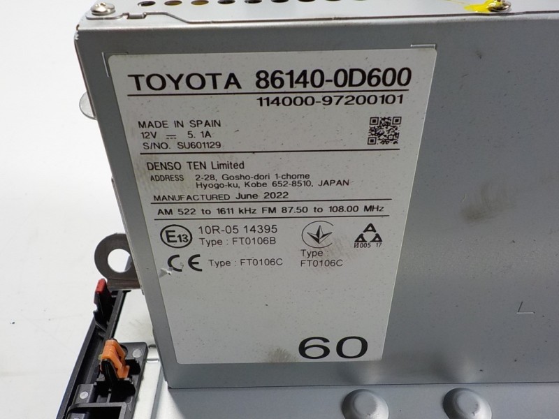 Recambio de sistema navegacion gps para toyota yaris 1.5 vvti hev referencia OEM IAM 86140K0171 861400D600 