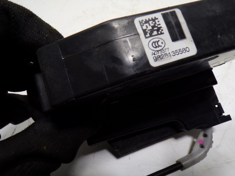 Recambio de cerradura puerta trasera derecha para citroën c4 grand picasso shine referencia OEM IAM 9826135580 9826135580 