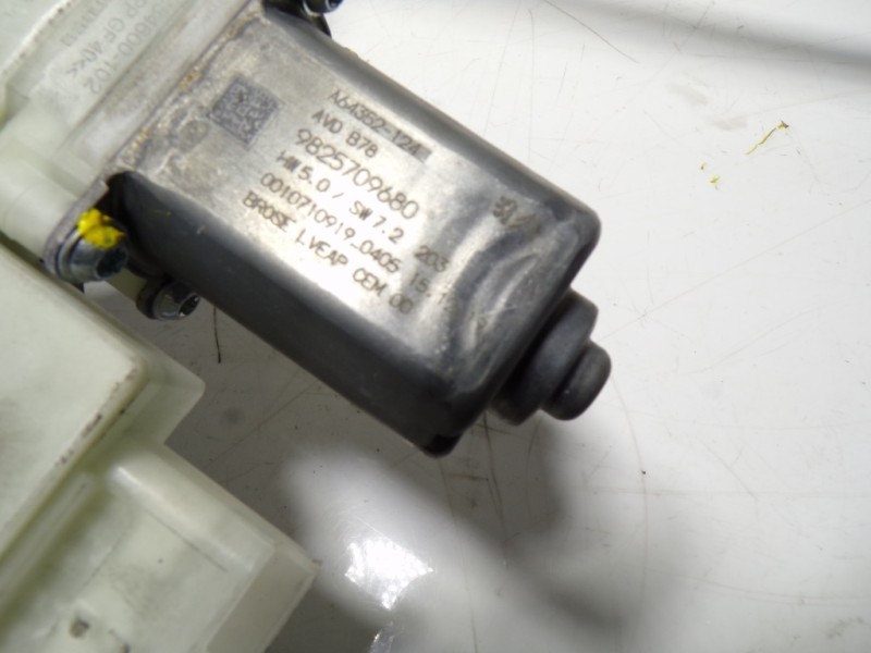 Recambio de elevalunas delantero derecho para citroën c4 grand picasso shine referencia OEM IAM 9675924680 9825709680 