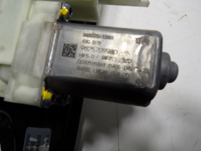 Recambio de elevalunas trasero izquierdo para citroën c4 grand picasso shine referencia OEM IAM 9676172480 9826076580 