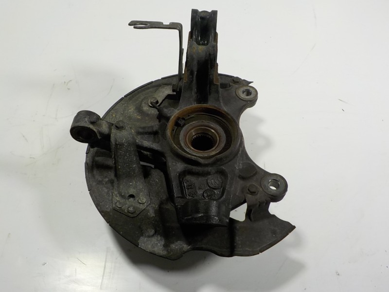 Recambio de mangueta delantera izquierda para citroën c4 grand picasso shine referencia OEM IAM 1610137880  