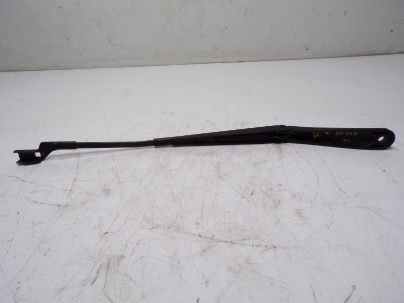 Recambio de brazo limpia delantero izquierdo para ford transit caja abierta 350l referencia OEM IAM 1864544  