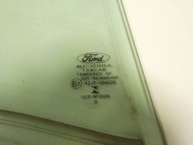 Recambio de cristal puerta delantero derecho para ford transit caja abierta 350l referencia OEM IAM 2366280  