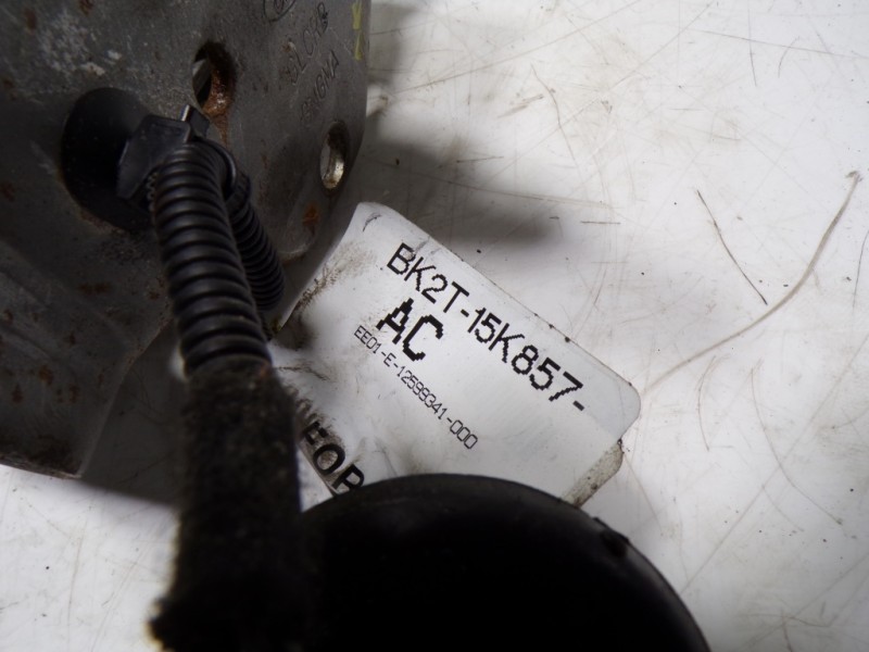 Recambio de palanca freno de mano para ford transit caja abierta 350l referencia OEM IAM 2269052 BK2T15K857AC 