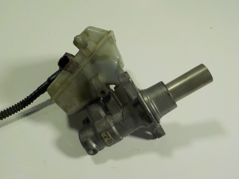 Recambio de bomba freno para citroën c4 picasso 1.6 blue-hdi fap referencia OEM IAM 1610017880  