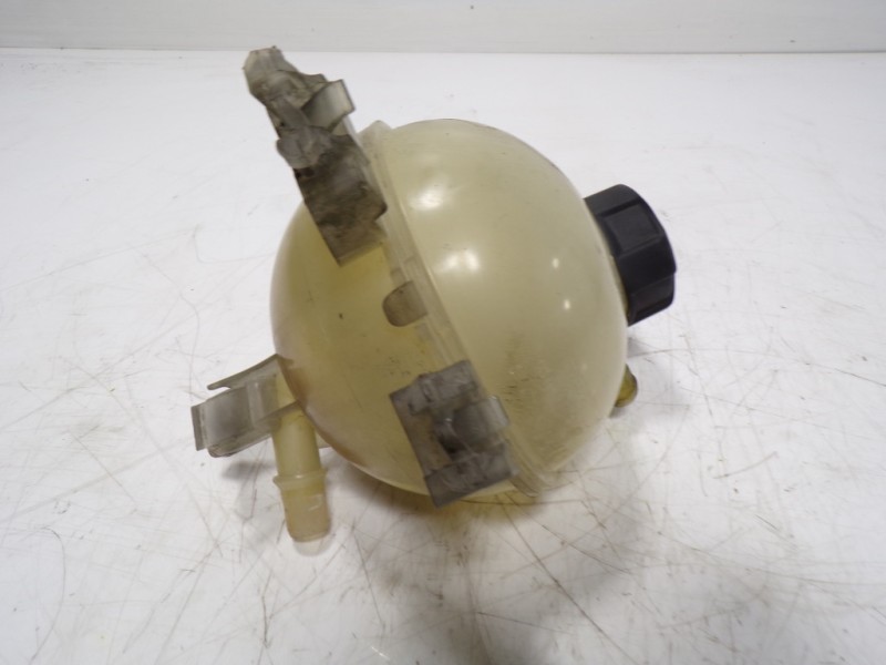 Recambio de deposito expansion para peugeot 208 1.6 blue-hdi fap referencia OEM IAM 9800777280 980077728002 
