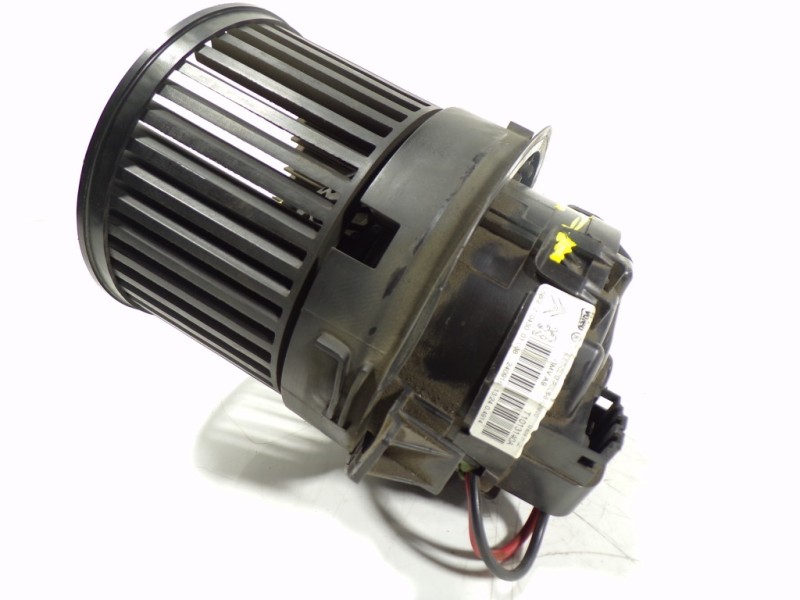 Recambio de motor calefaccion para peugeot 208 1.6 blue-hdi fap referencia OEM IAM 1608182080 T1013140A 