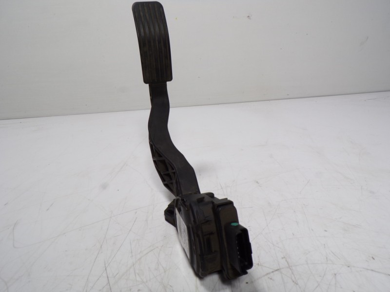 Recambio de potenciometro pedal para peugeot 208 1.6 blue-hdi fap referencia OEM IAM 1601CW 9671433780 6PV00994941