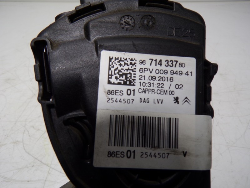 Recambio de potenciometro pedal para peugeot 208 1.6 blue-hdi fap referencia OEM IAM 1601CW 9671433780 6PV00994941
