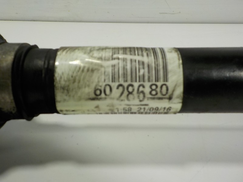 Recambio de transmision derecha para peugeot 208 1.6 blue-hdi fap referencia OEM IAM 9816028680 9816028680 