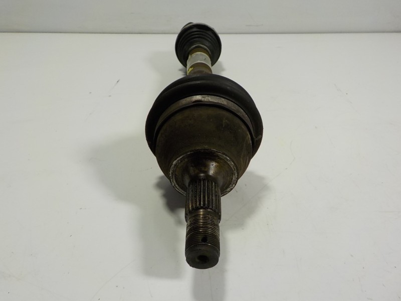 Recambio de transmision izquierda para peugeot 208 1.6 blue-hdi fap referencia OEM IAM 3272LG 9656135280 