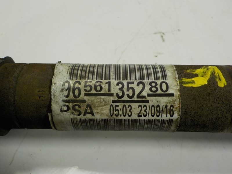 Recambio de transmision izquierda para peugeot 208 1.6 blue-hdi fap referencia OEM IAM 3272LG 9656135280 